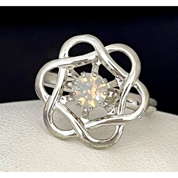 Vintage Costume Ring Mid Century Modern Silver Tone Prong Set Rhinestones  4J - Picture 2 of 4